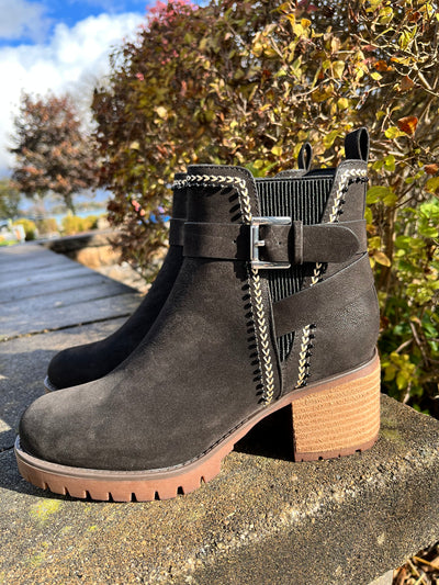 Fausta Boot