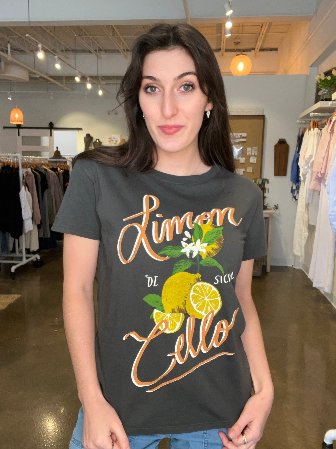 Limon Cello Tee
