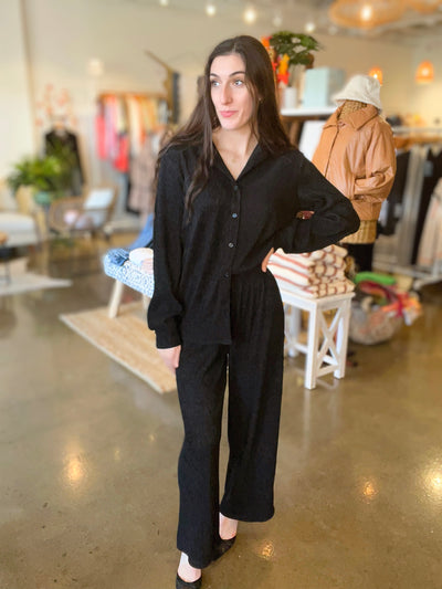 Lyrical Crinkle Knit Shirt