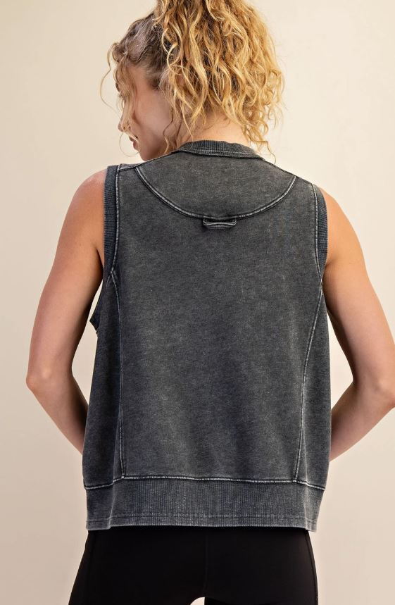 Sleeveless Pullover