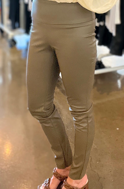 Vicky Vegan Pant